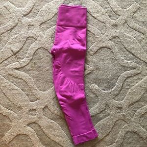 Lululemon Cropped Compression Leggings